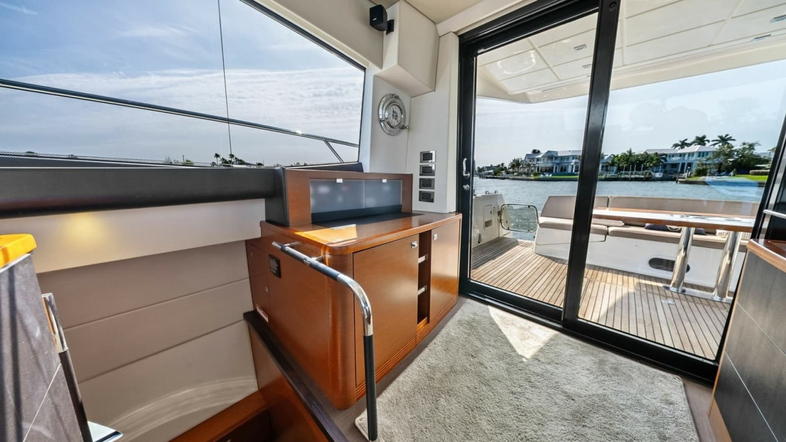 2015 Prestige 550 'Legacy'
