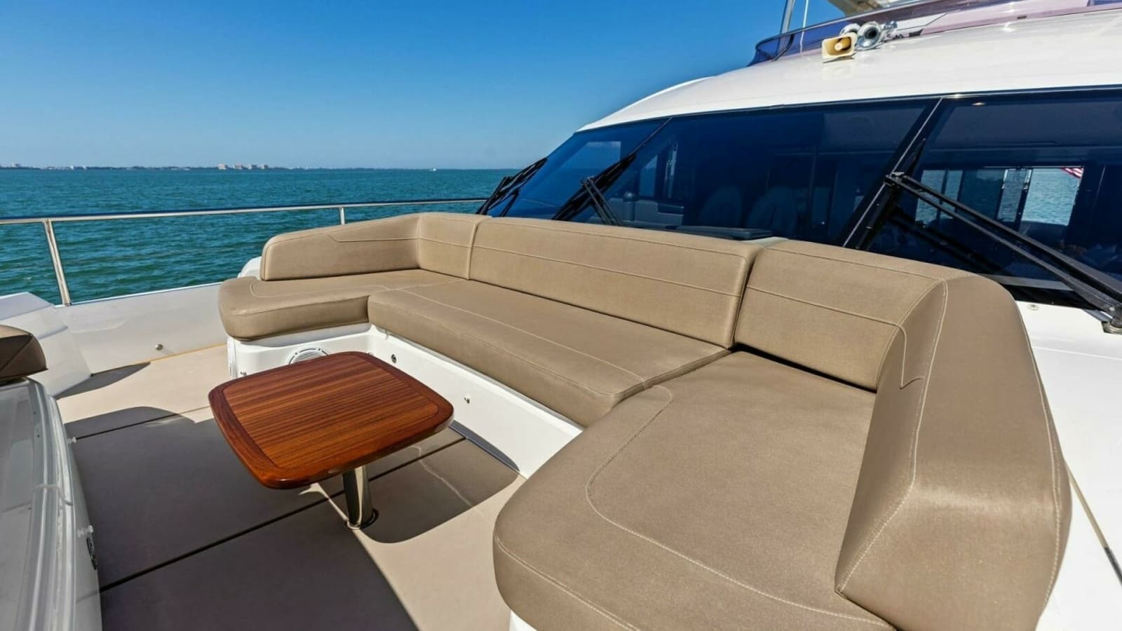 2018 Princess Y75 Motor Yacht