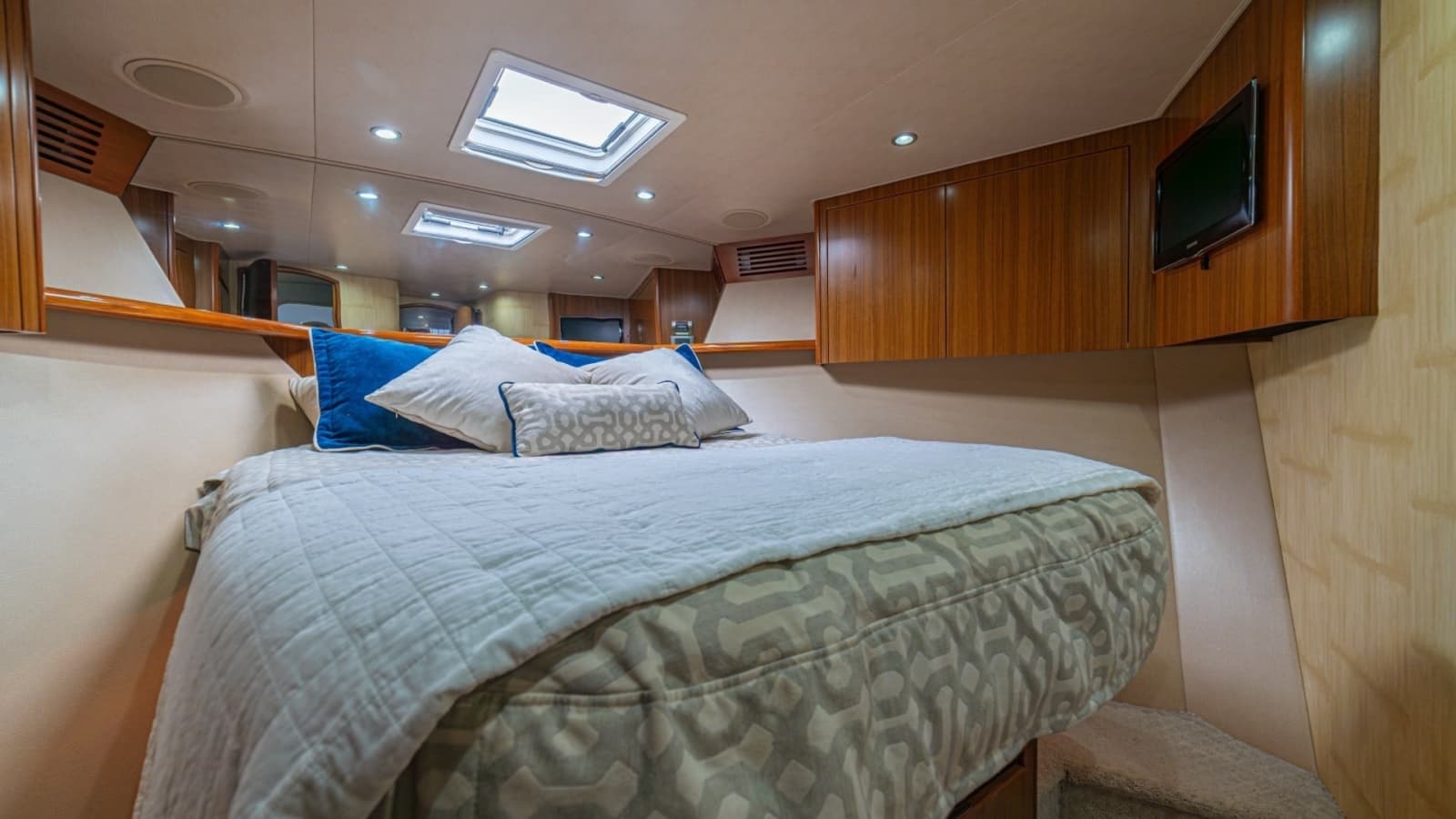 60 Viking Convertible 2012 "Contango"