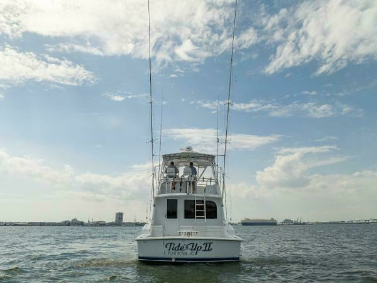 Hatteras 50 Tide Up II - Stern