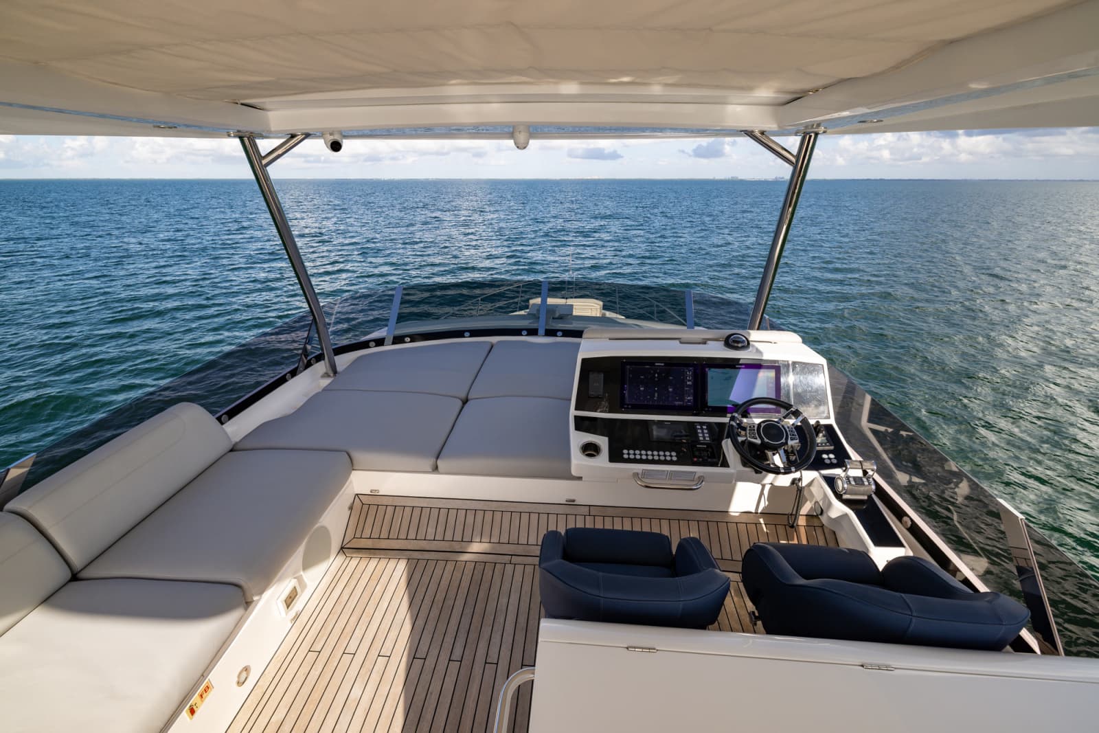 2022 Sunseeker Manhattan 68