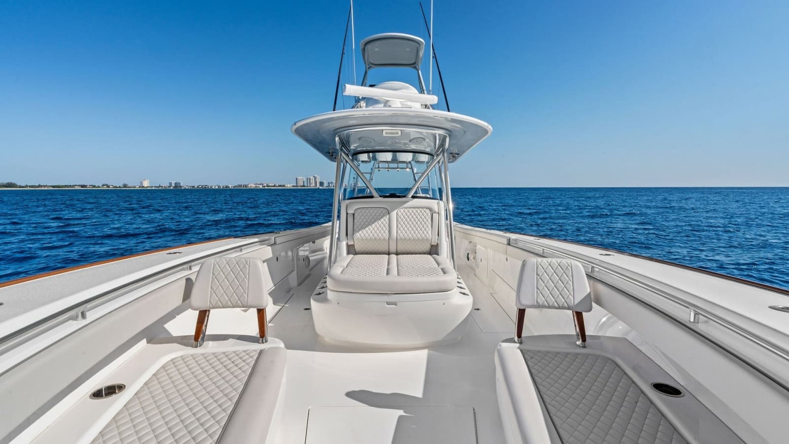 Spacious Forward Deck Seating Area