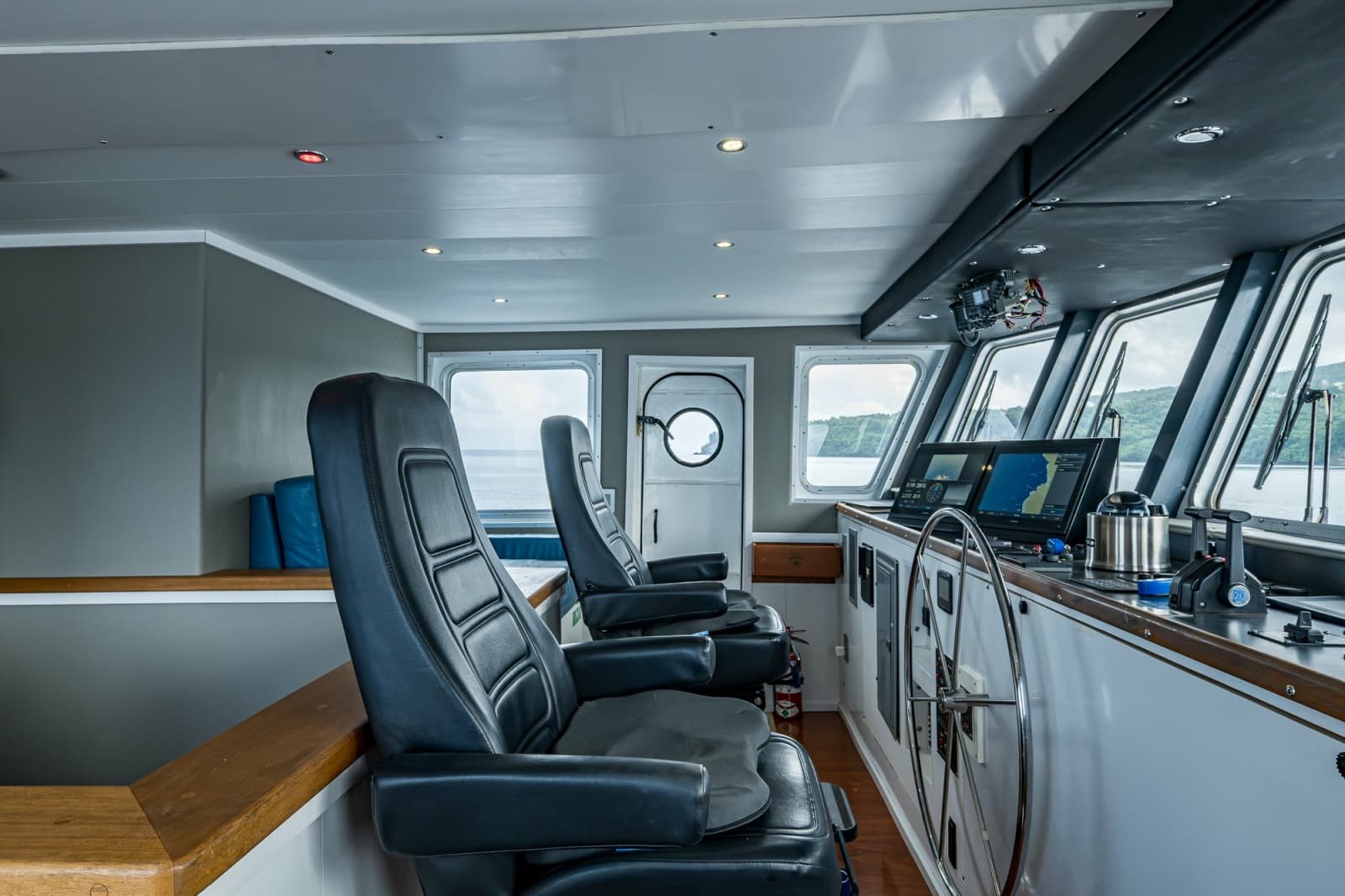 2013 Ocean Voyager 95 Expedition