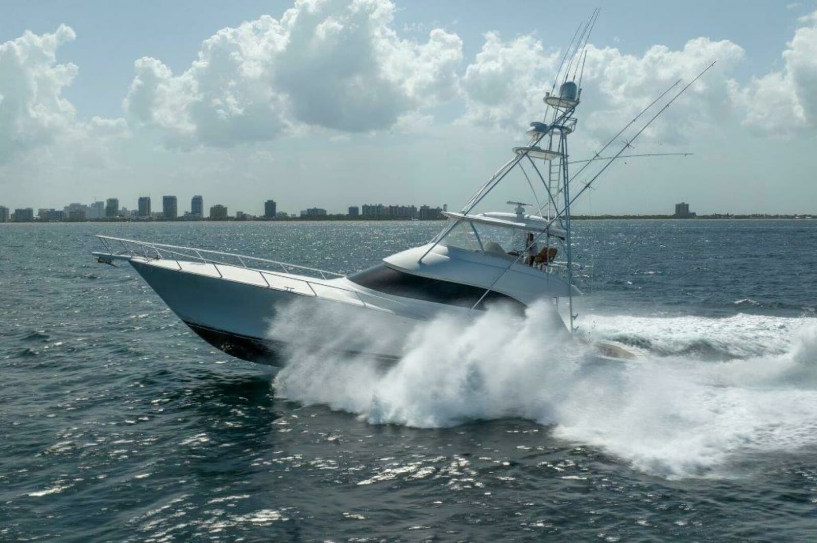 2015 Viking 66 No Collars - Profile