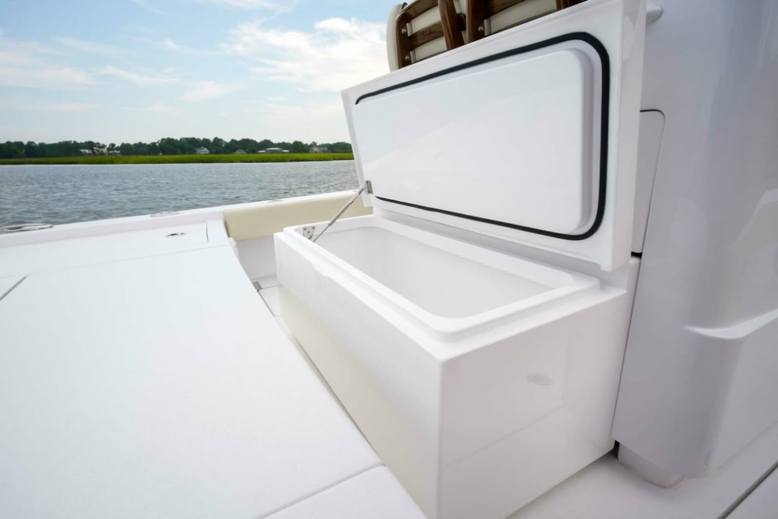 2025 Valhalla Boatworks V-28 Bay
