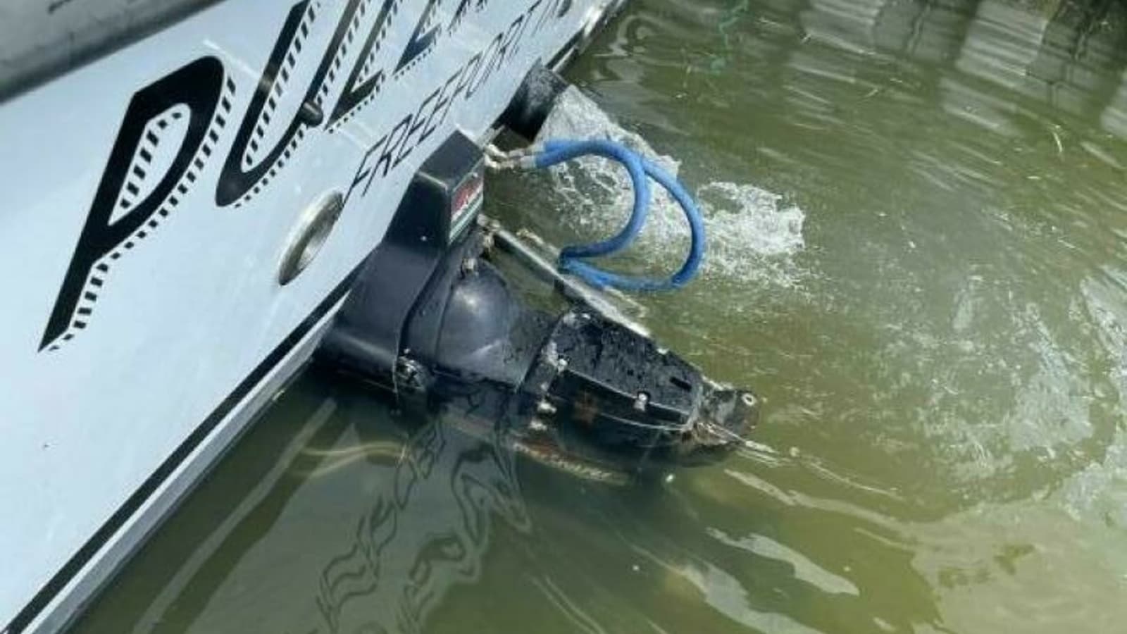 1997 Custom 31 Center Console Pullin Drag