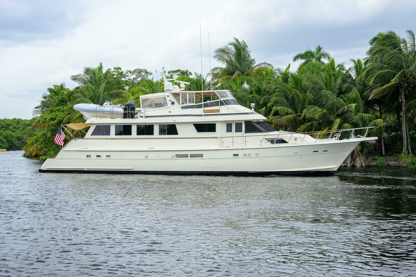 1991 Hatteras 78 Cockpit Motor Yacht