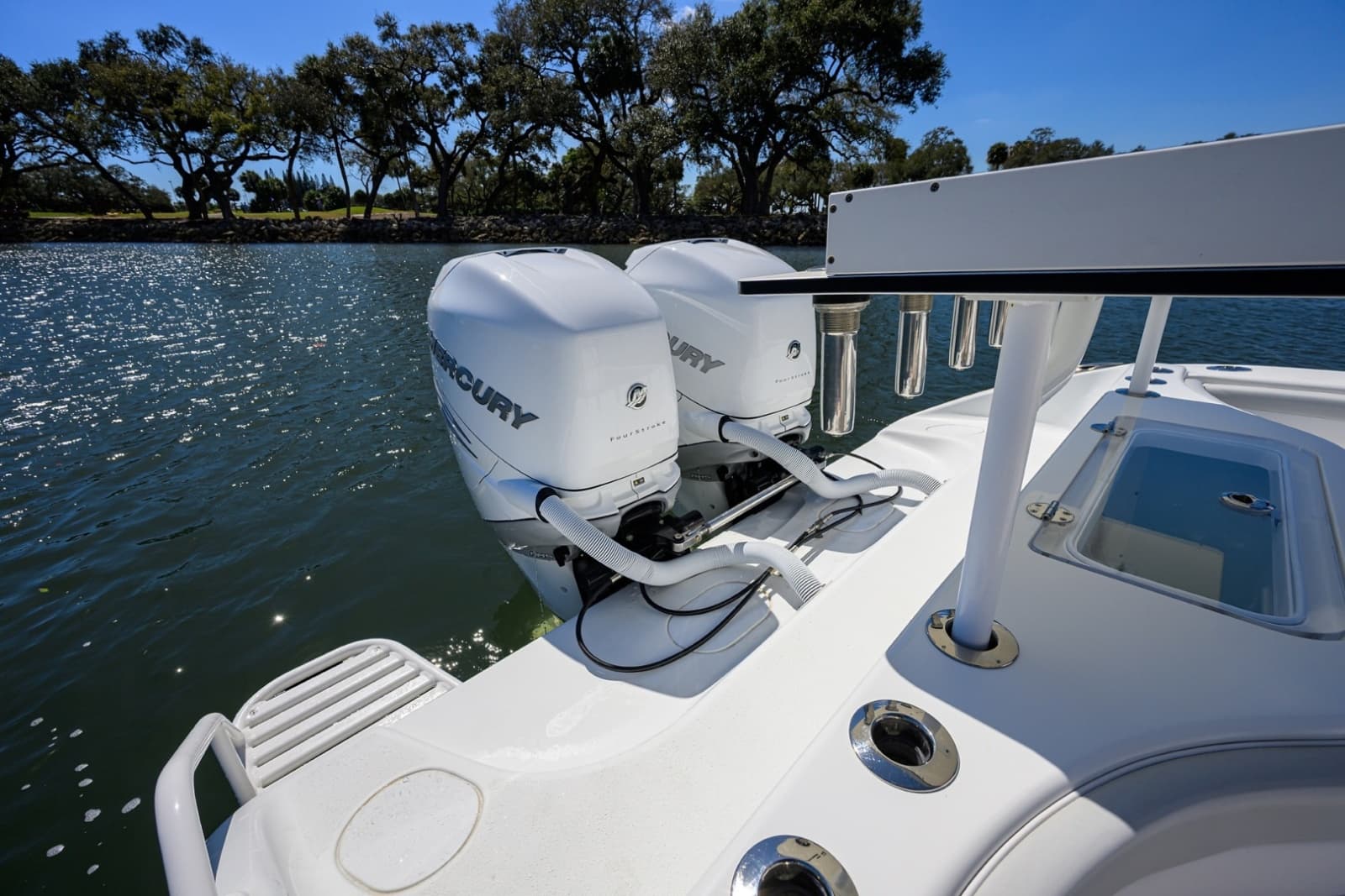Yellowfin 34 - Engines