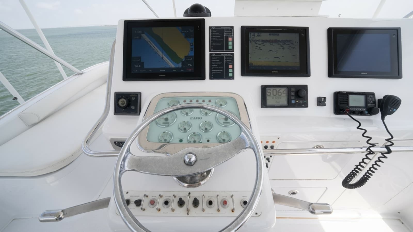 2002 Cabo 43 Convertible