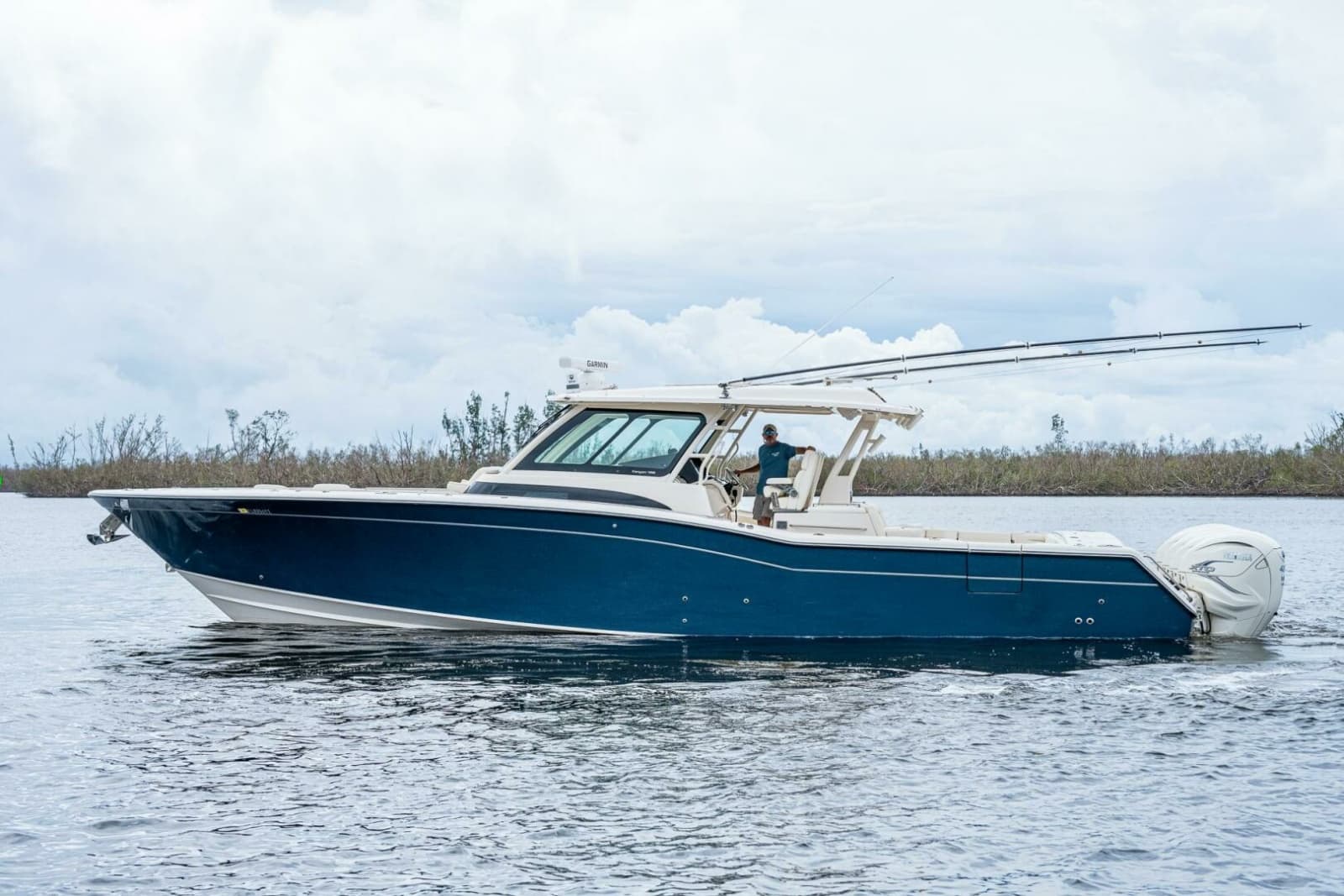 Grady White 45 Pura Vida - Exterior Profile
