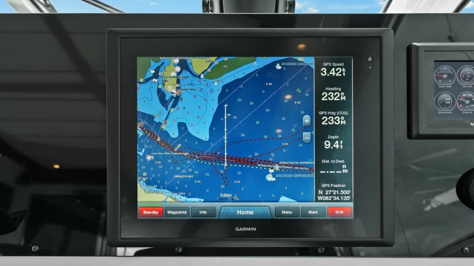 2014 Cruisers Yachts 48 Cantius