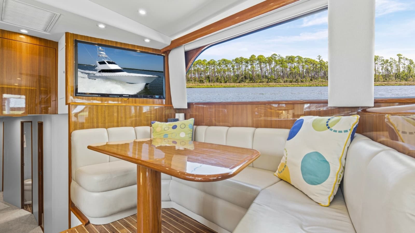 2005 61 Viking Enclosed Bridge Kelkat Galley (1)