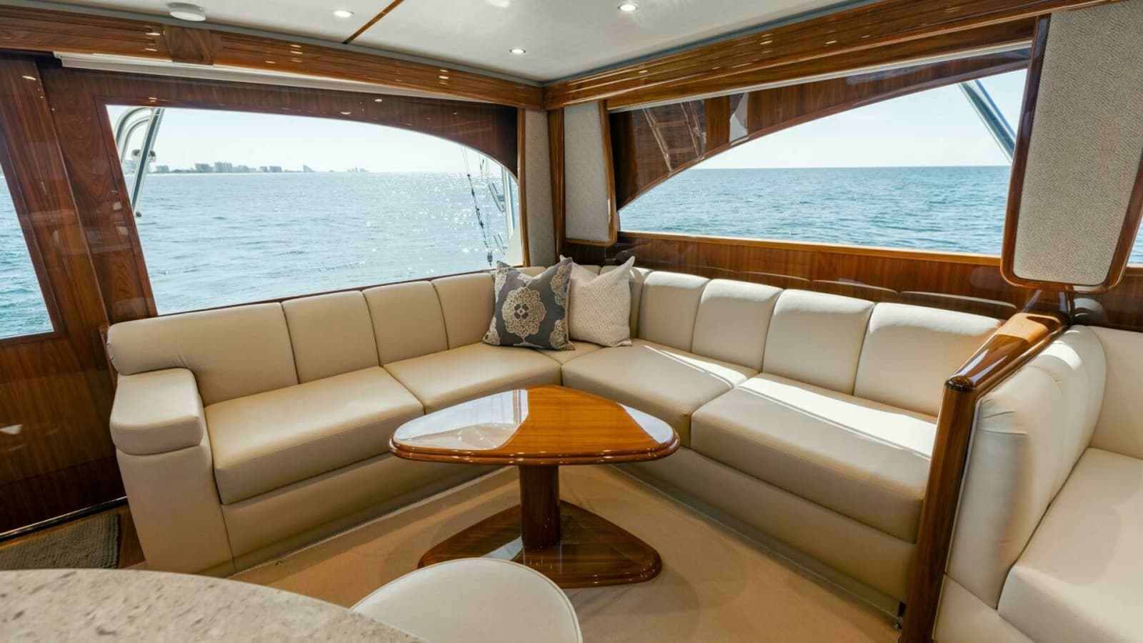 2018 Viking 62 Convertible- Da'Grits- Salon