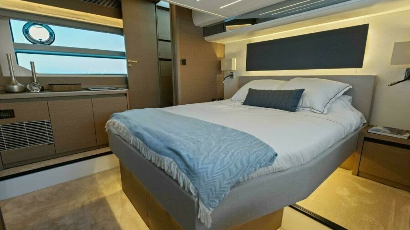 2022 59 Prestige Flybridge - How Sweet It Its - Master Stateroom