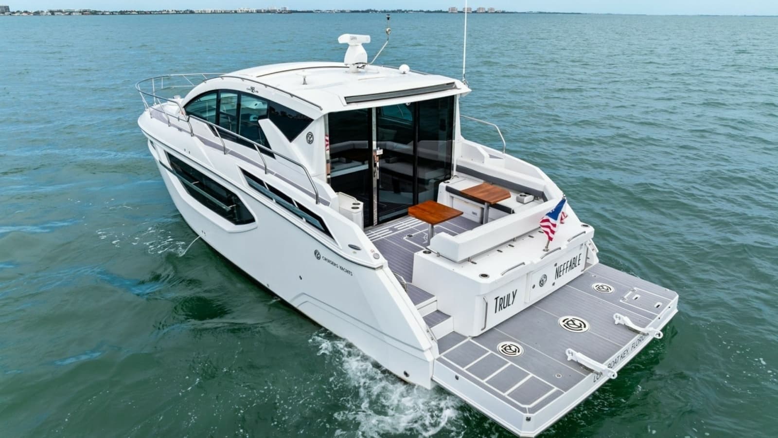 2019 Cruisers Yachts 42 Cantius 'Truly Ineffable'