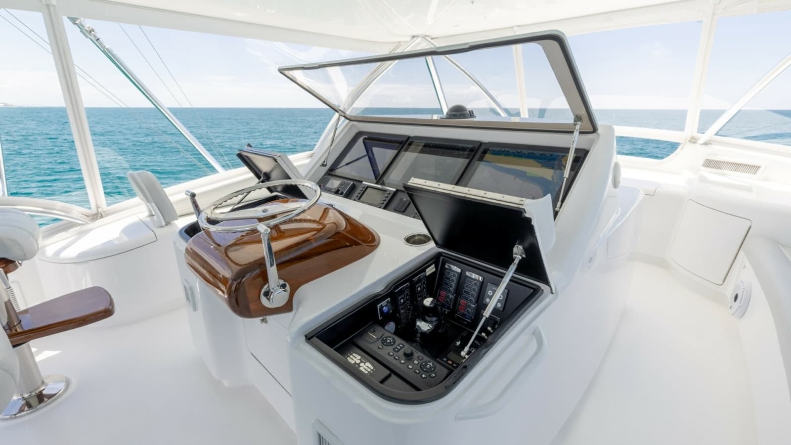 2023 Viking 72 Convertible- TEAM SUPREME- Helm