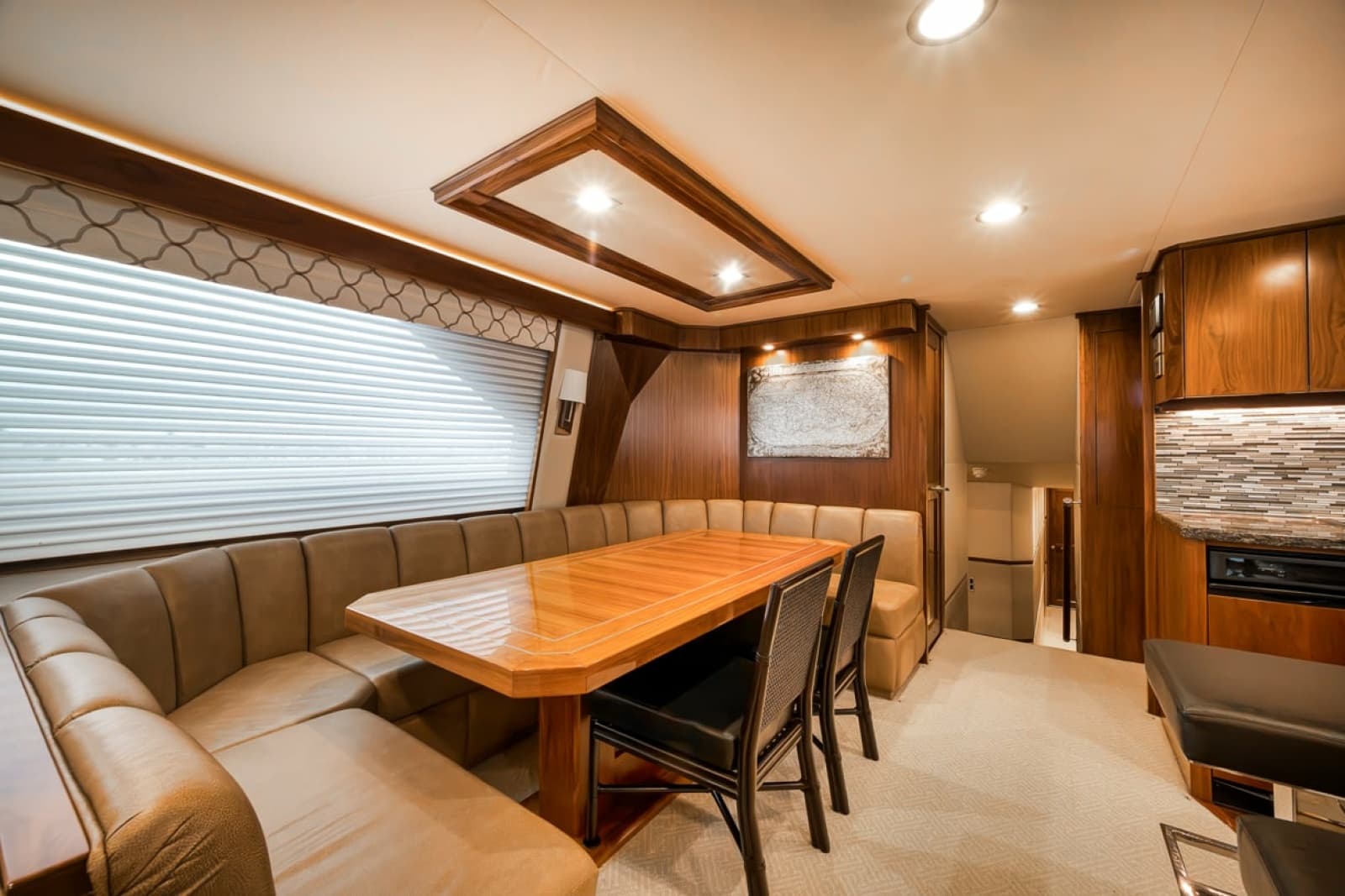 2016 Viking 92 Enclosed Bridge