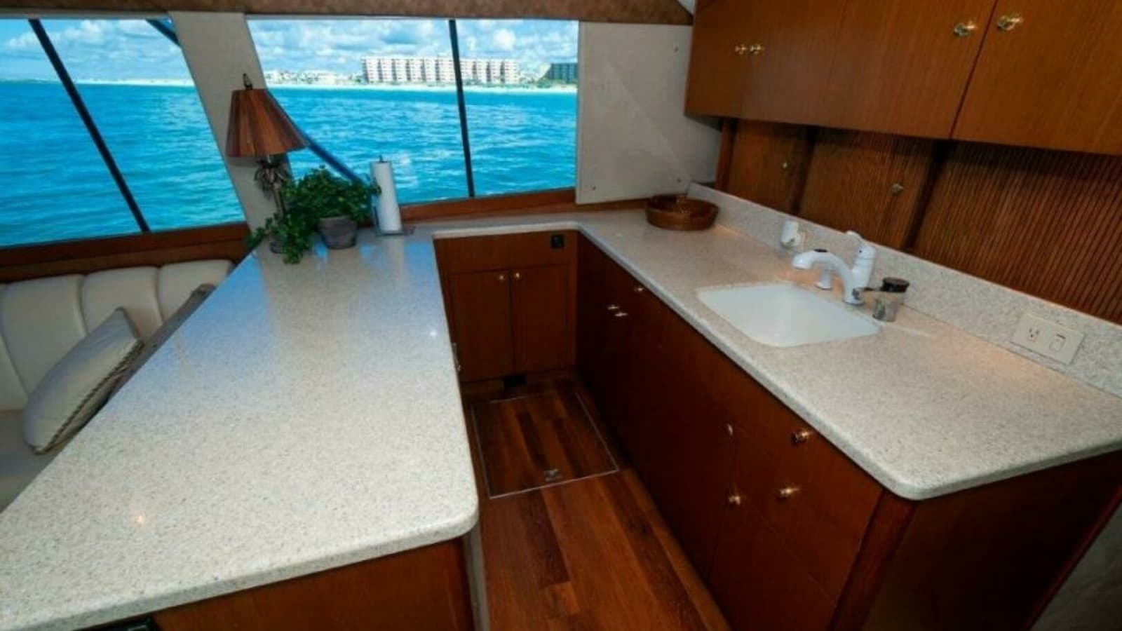 1998 Ocean Yachts 48 Super Sport Galley 4