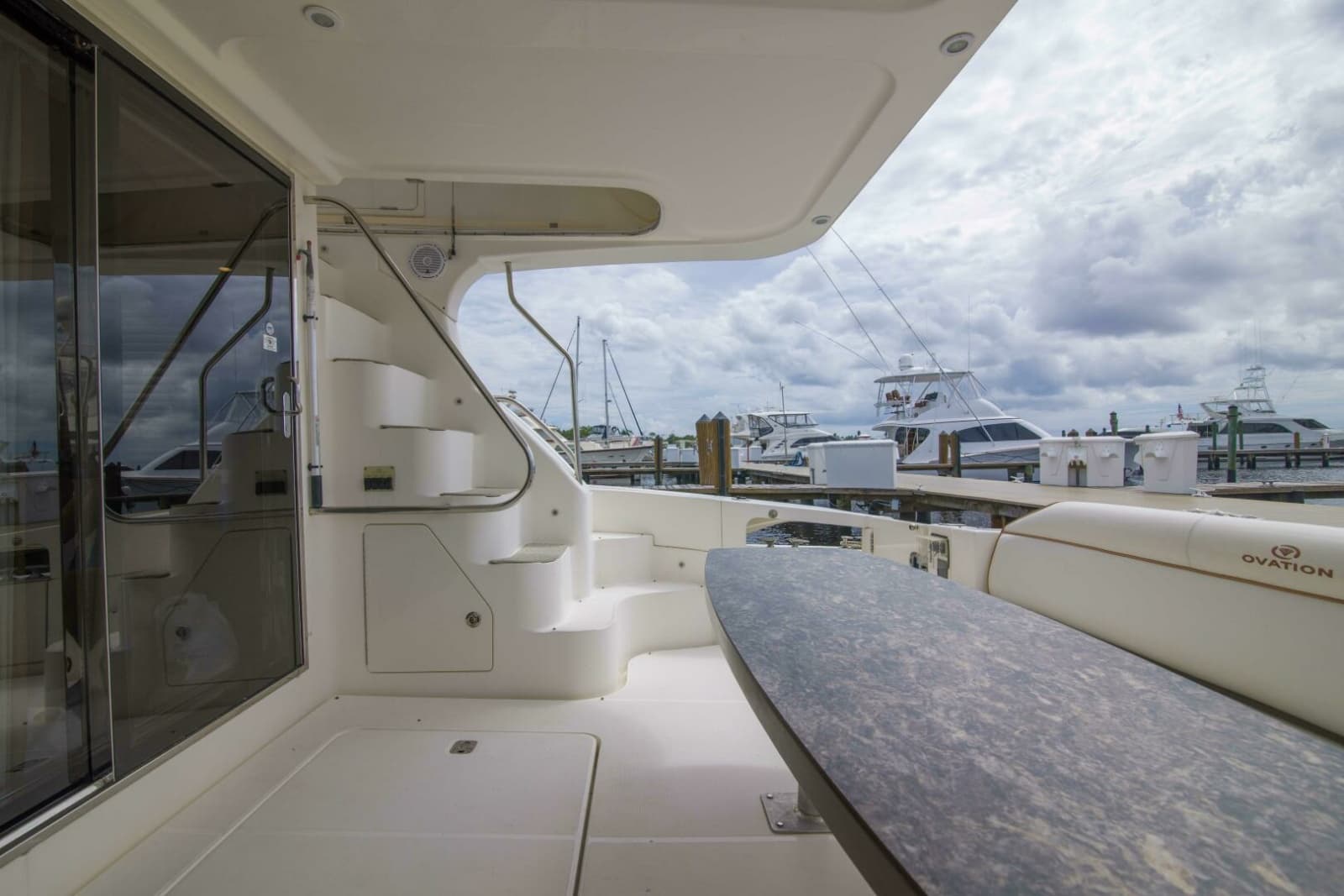 Silverton 52 - Immersed -