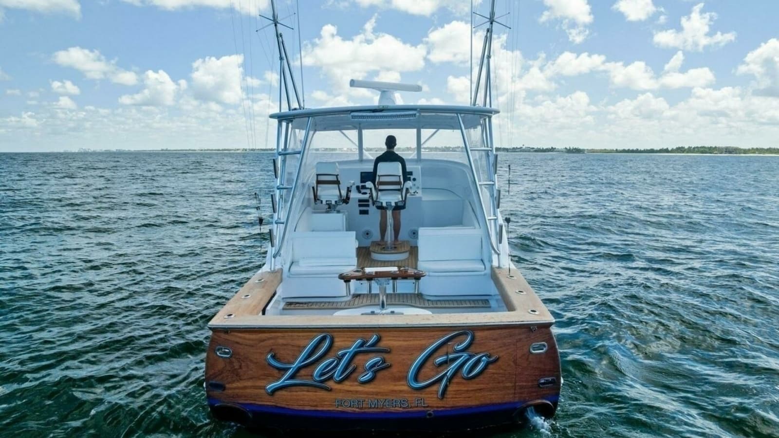 2018 Custom Carolina 35 Express