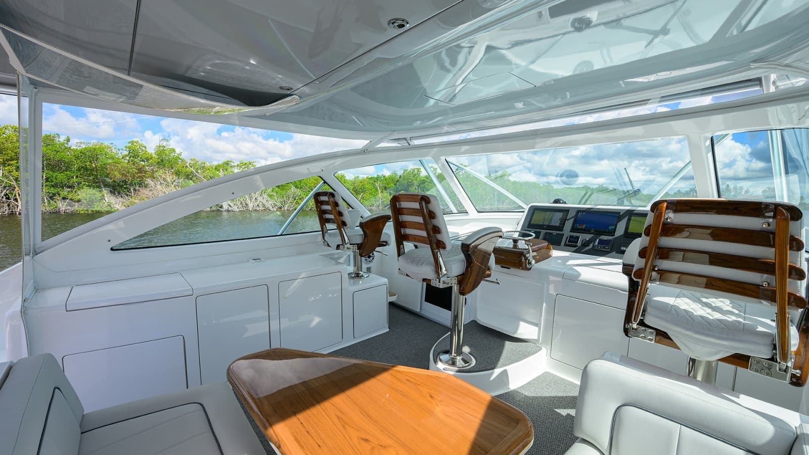 44_viking_reelaxin_bridge_deck_06