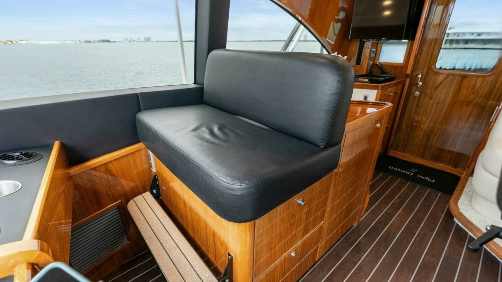 2022 Viking 68 Enclosed Bridge- PIPE DREAM- Helm