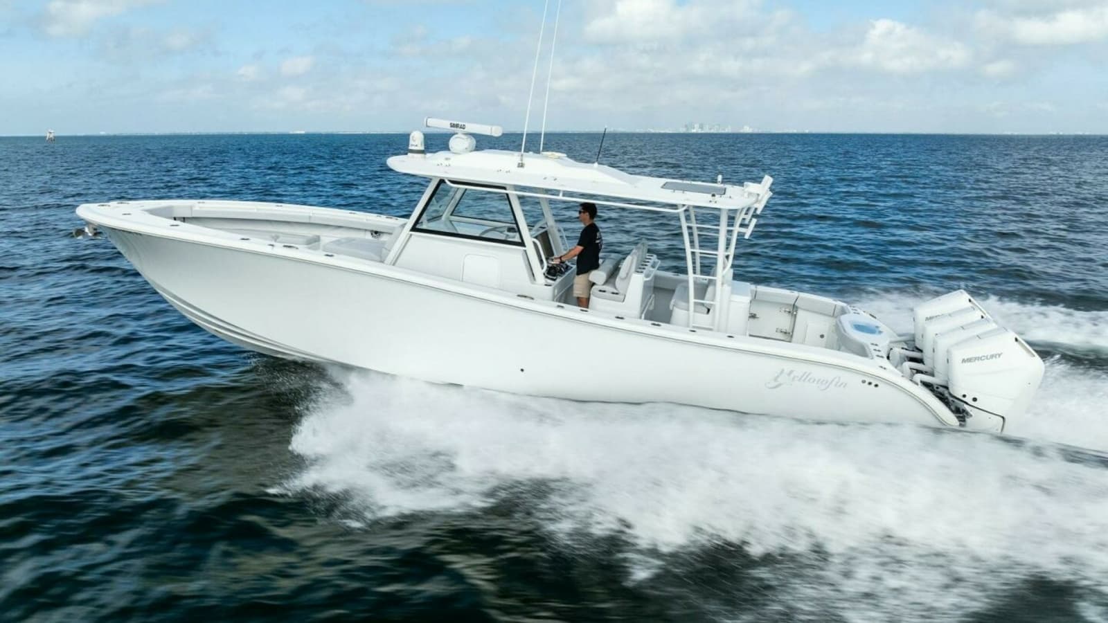 2024 42 Yellowfin