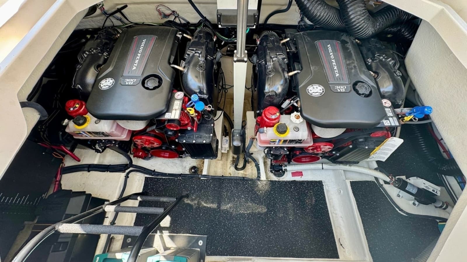 2025 Regal LS36-