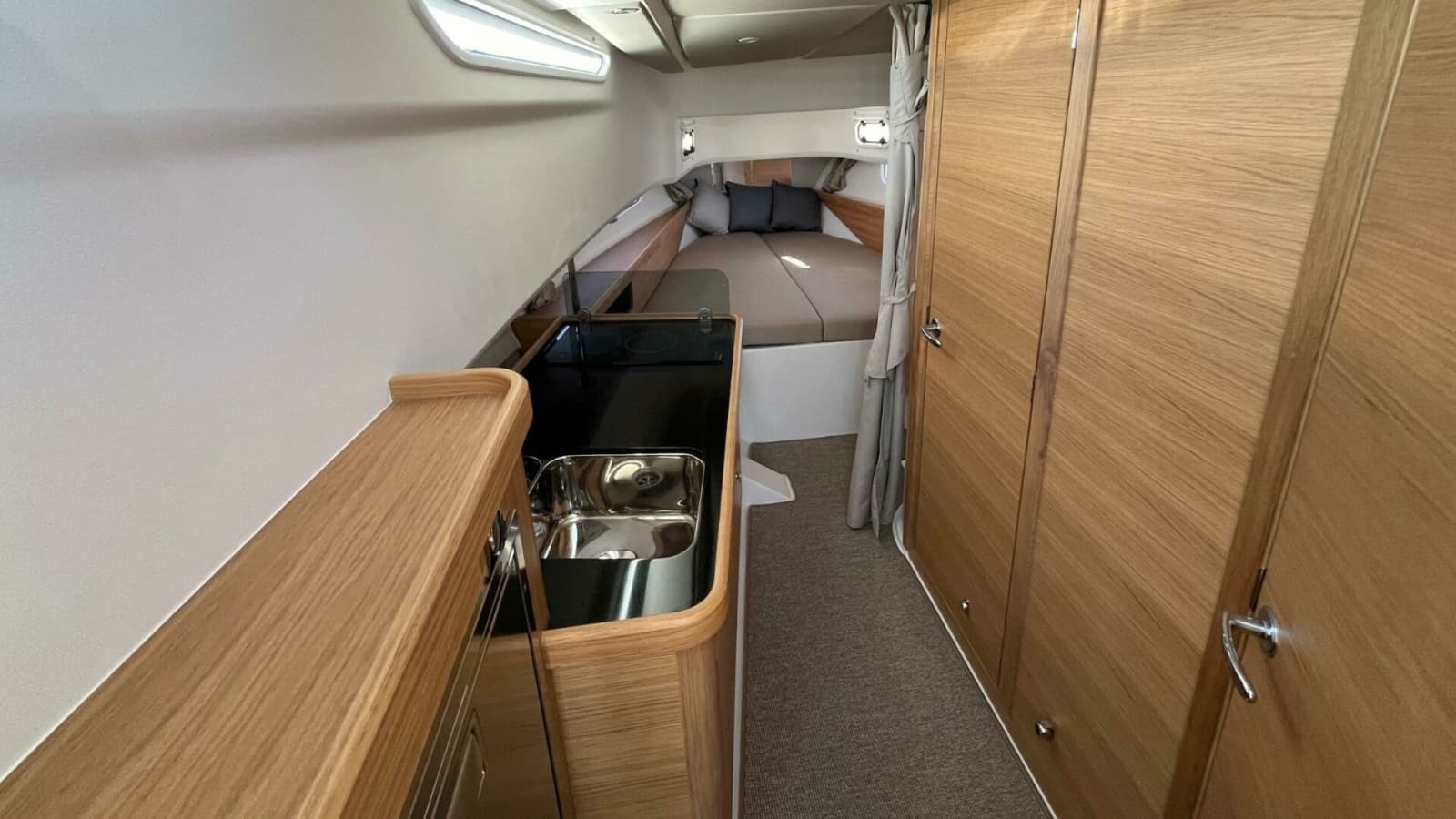 2025 Nimbus Commuter 11