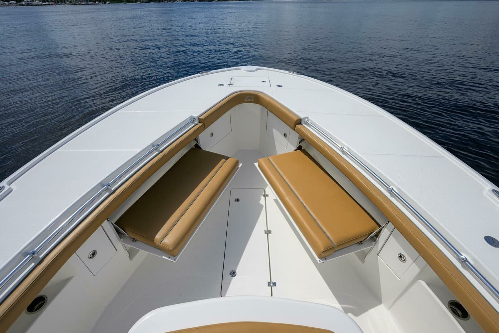 2018 Buddy Davis 42 Center Console - Forward Seating