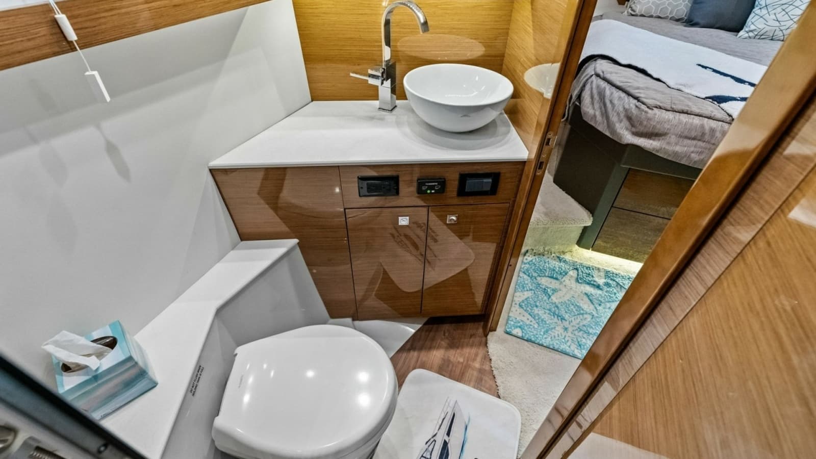 2019 Cruisers Yachts 42 Cantius 'Truly Ineffable'
