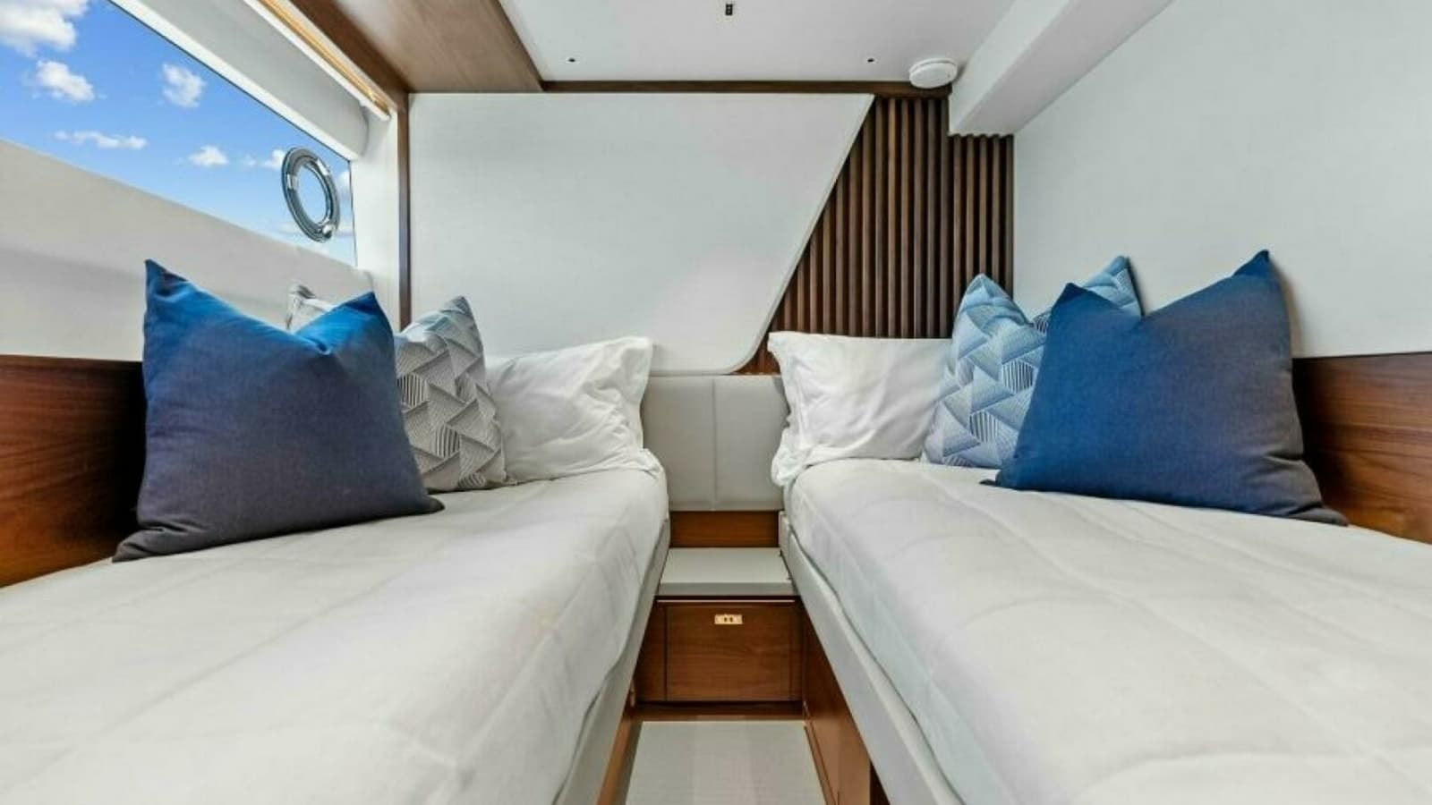 2024 Princess Y72 Motor Yacht