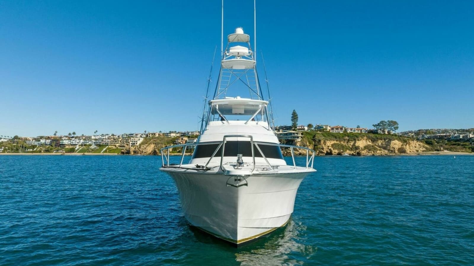 2007 Hatteras 64 Convertible CHUPACABRA Bow View with Tower