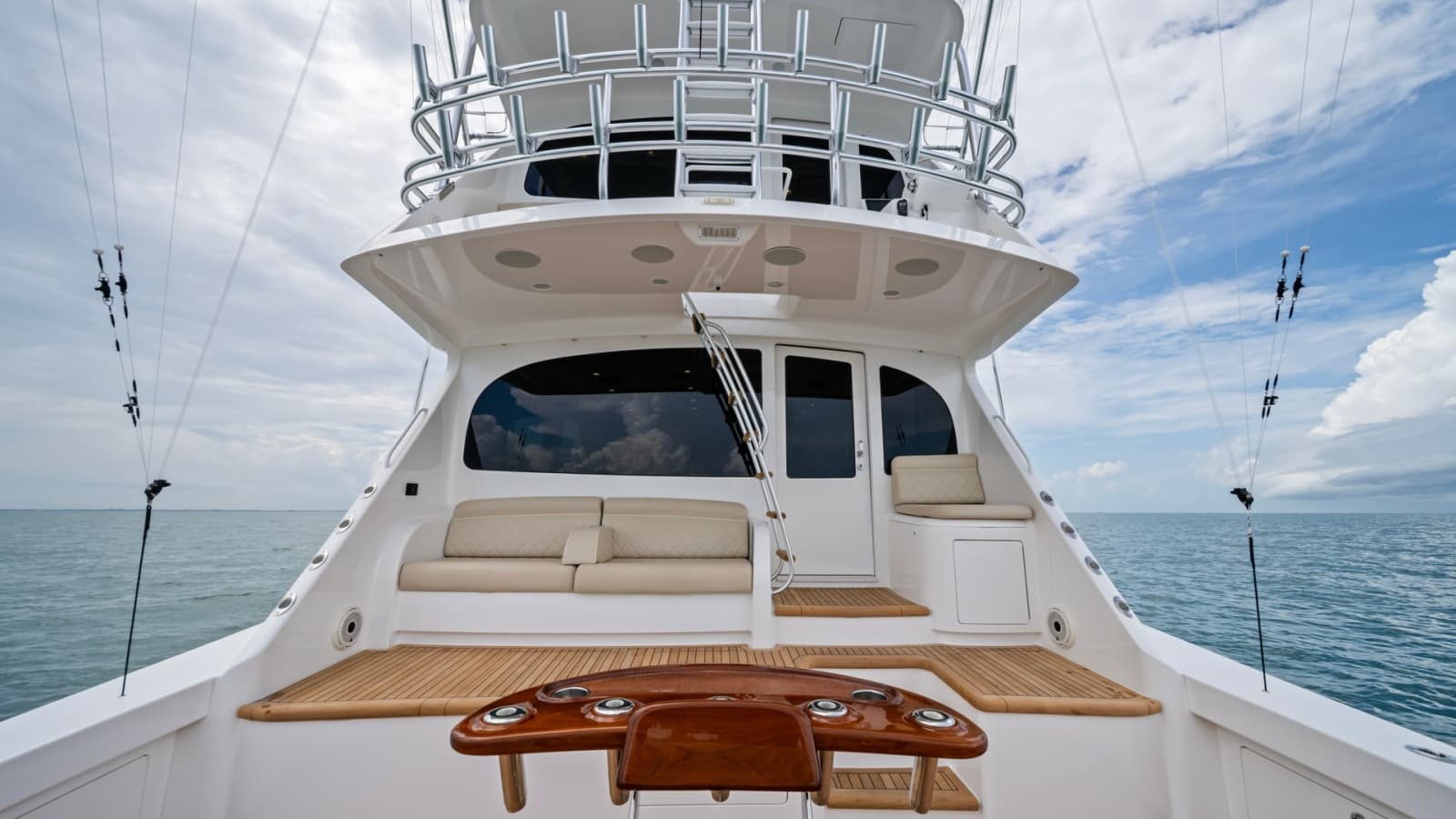 Aft Deck with Fishing Station