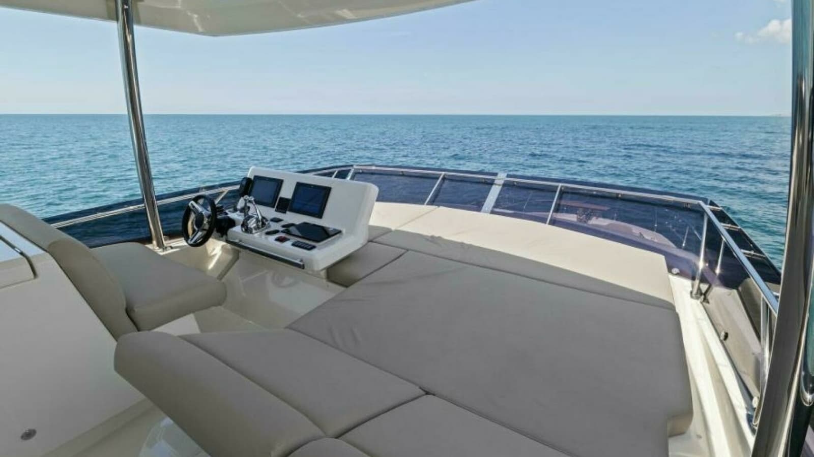 2022 59 Prestige Flybridge - How Sweet It Its - Flybridge Helm