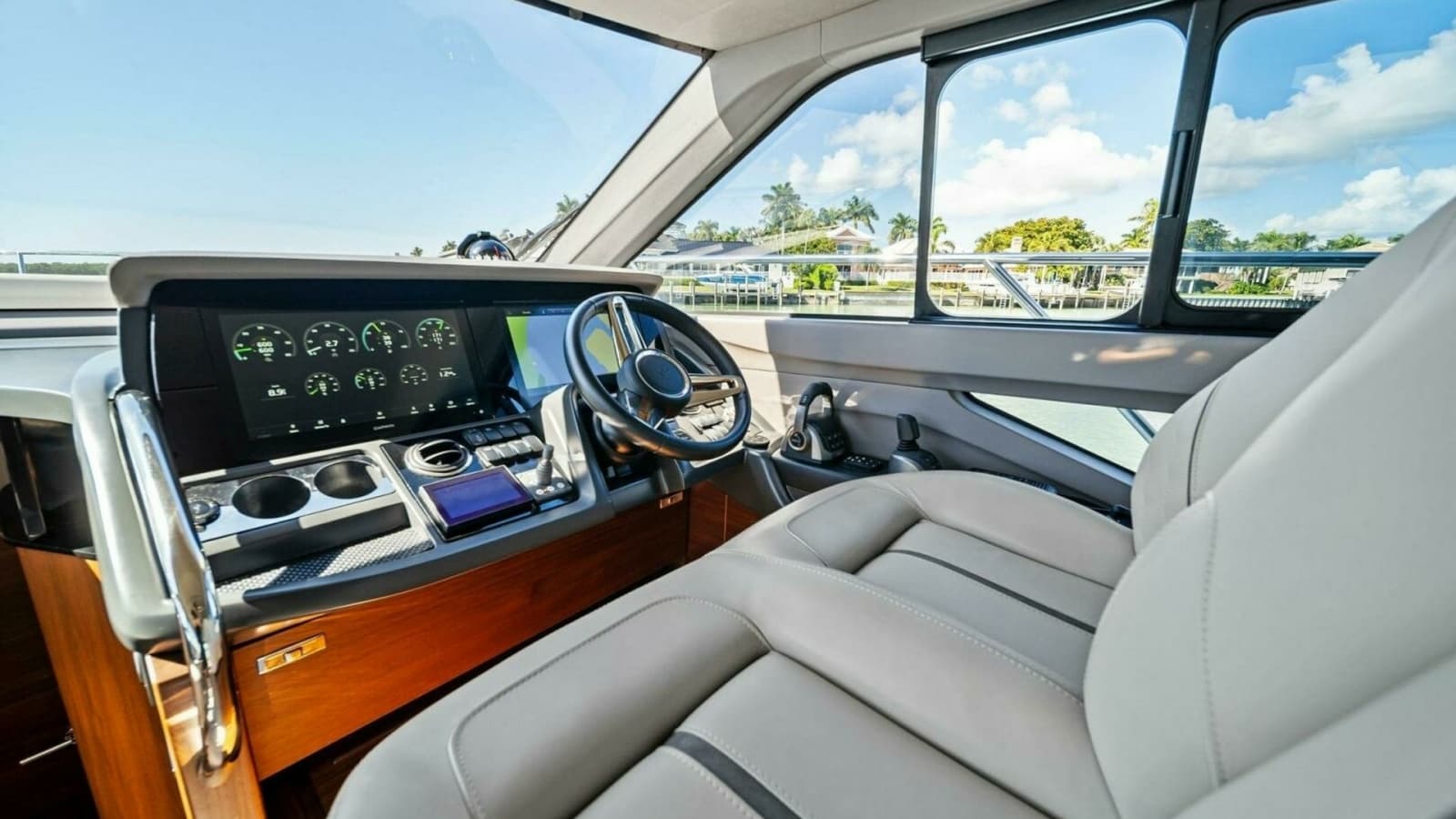 2023 Princess F50