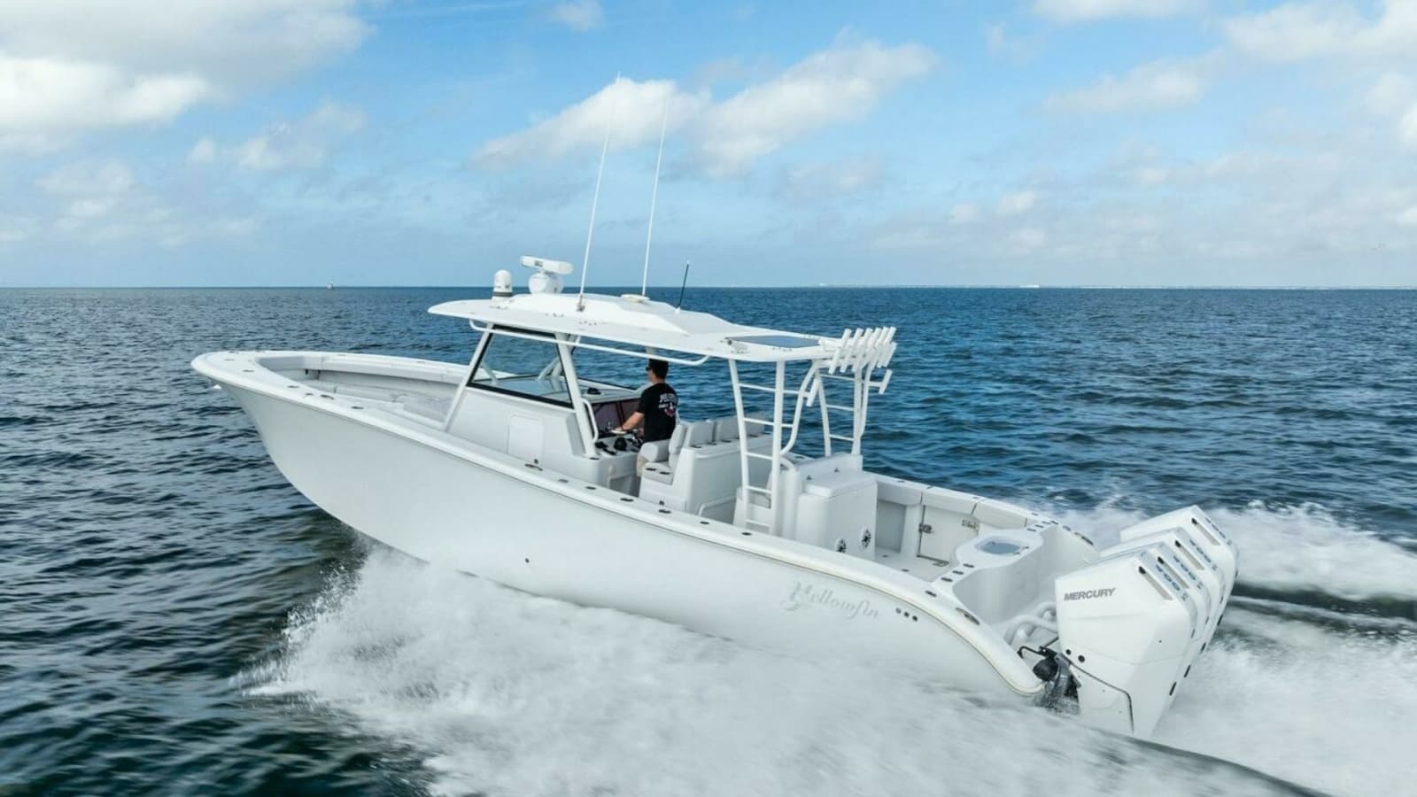 2024 42 Yellowfin