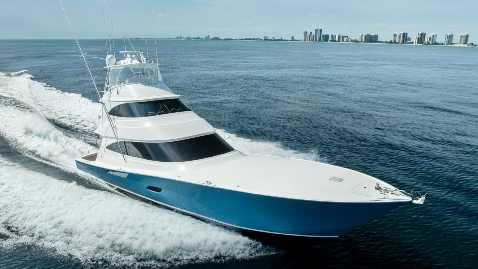 2017 Viking 80 Skybridge