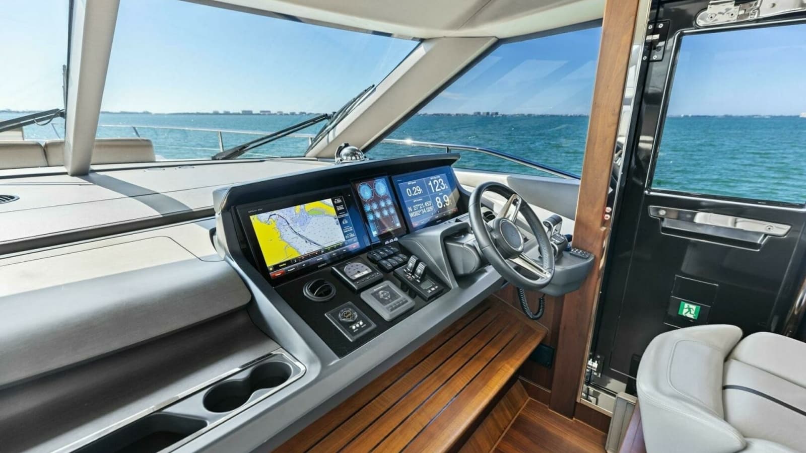 2018 Princess Y75 Motor Yacht