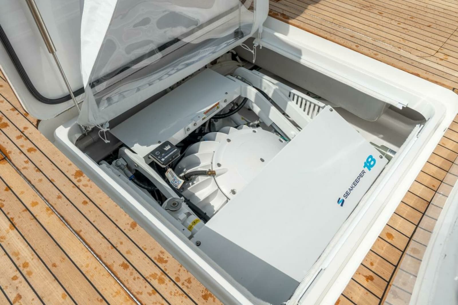 Viking 54 Sport Tower - SeaKeeper