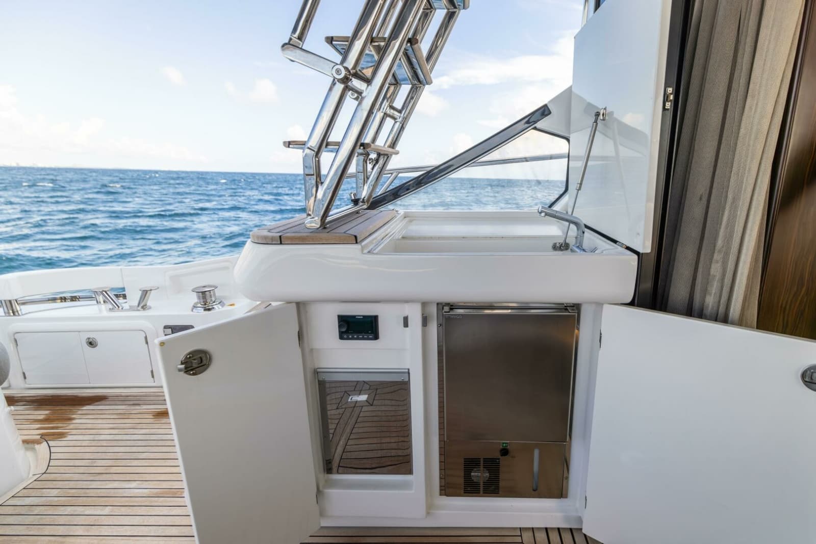 2021 Azimut S6 Sport Fly