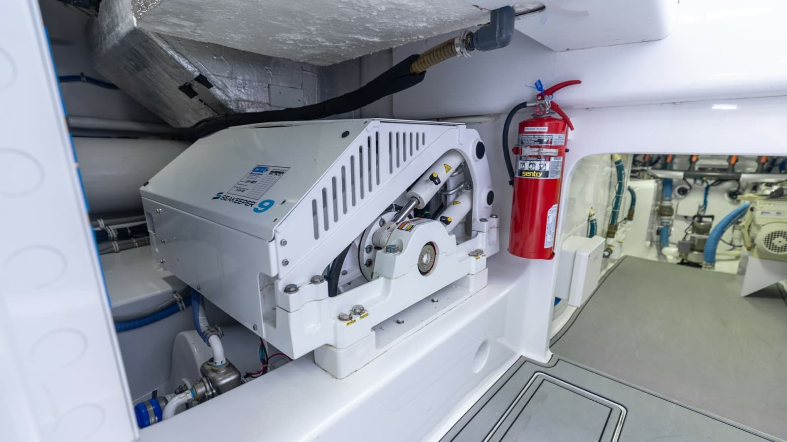 2021 65 Hatteras GT On the DL Engine Room (6)