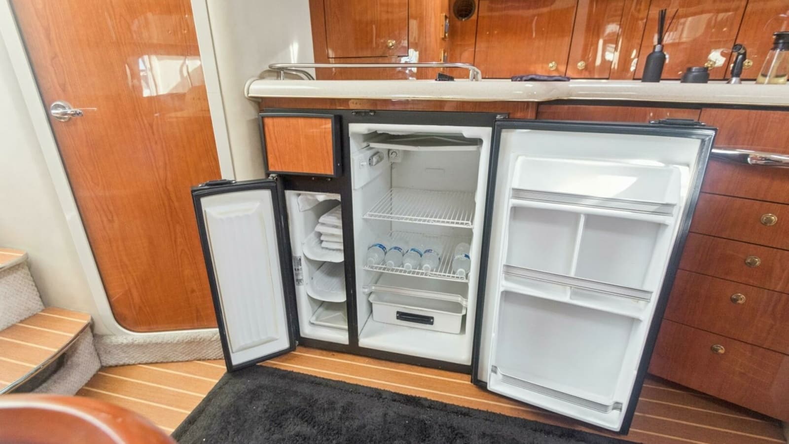 2000 Sea Ray 370 Express Cruiser "Sandie Lee" - Galley with Refrigerator