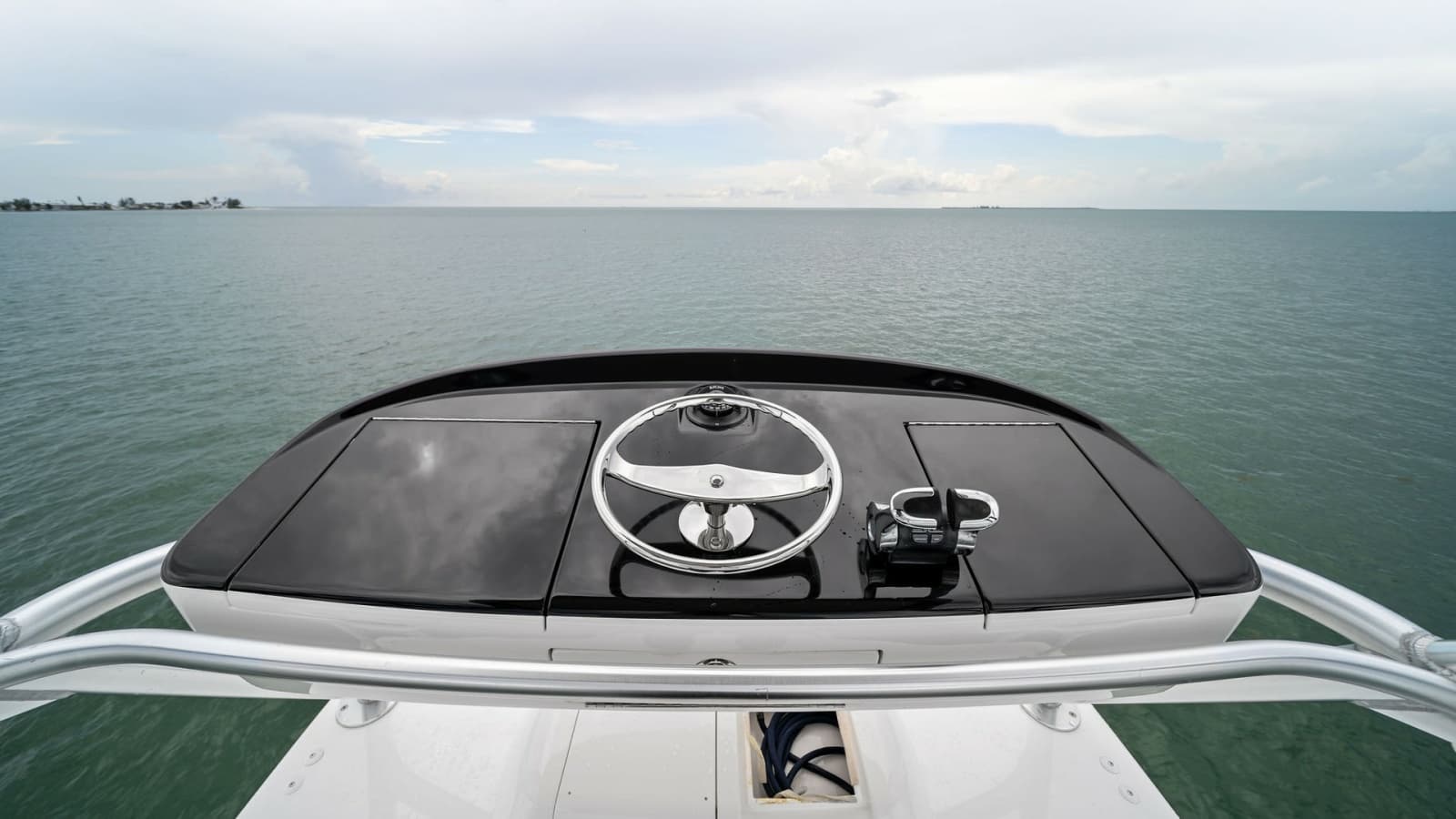 Flybridge Helm Station