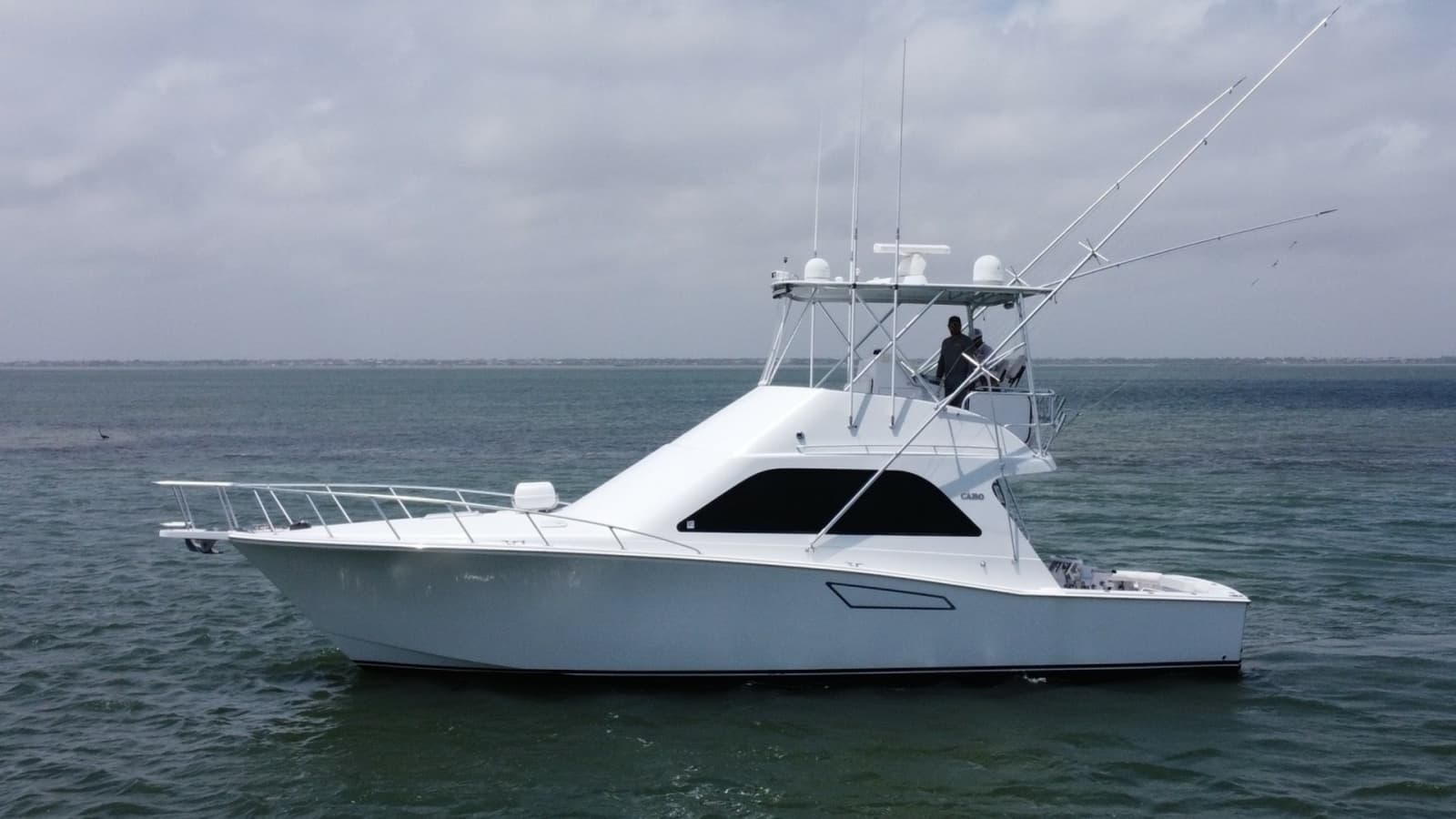 2002 Cabo 43 Convertible