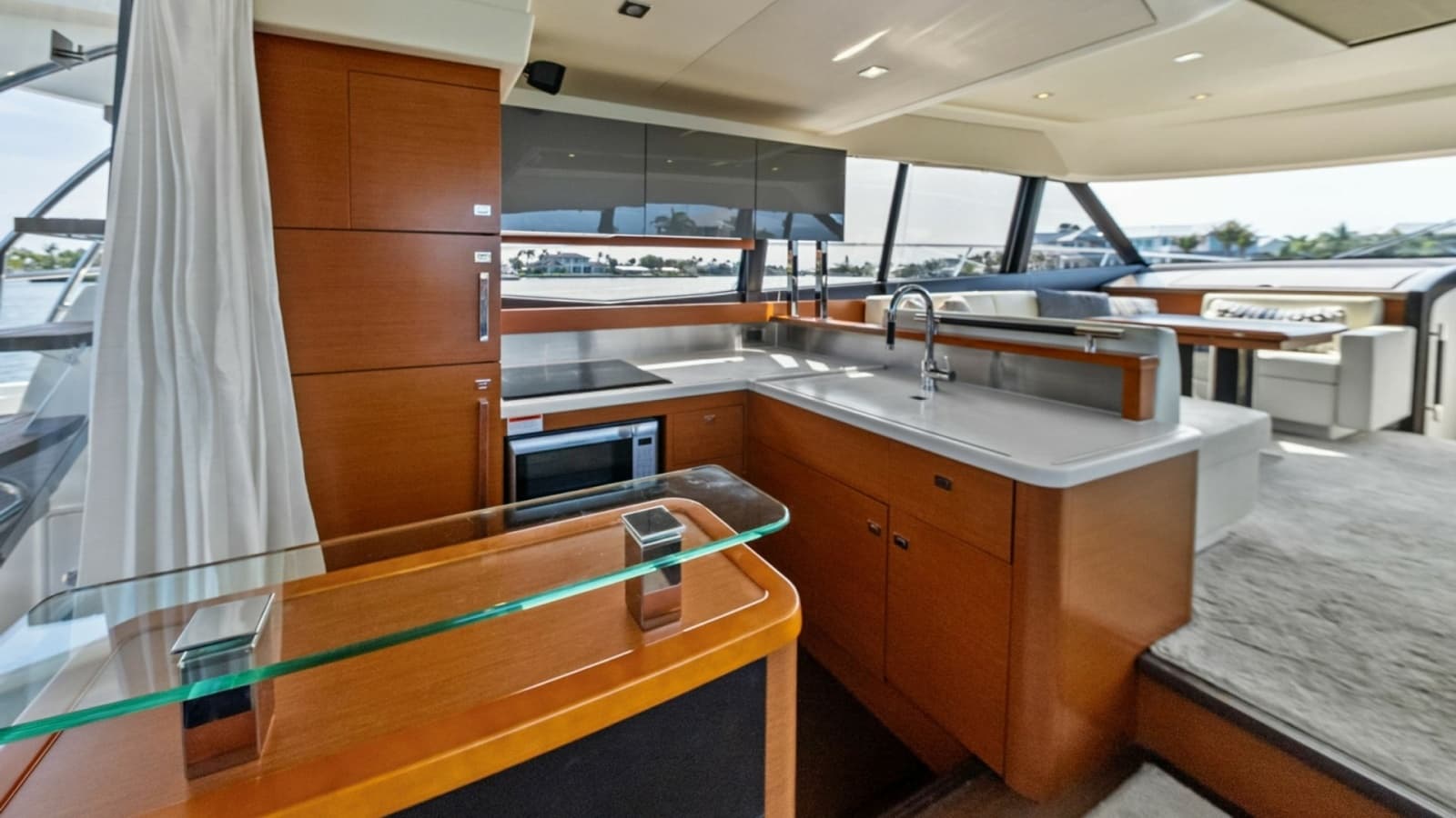2015 Prestige 550 'Legacy'