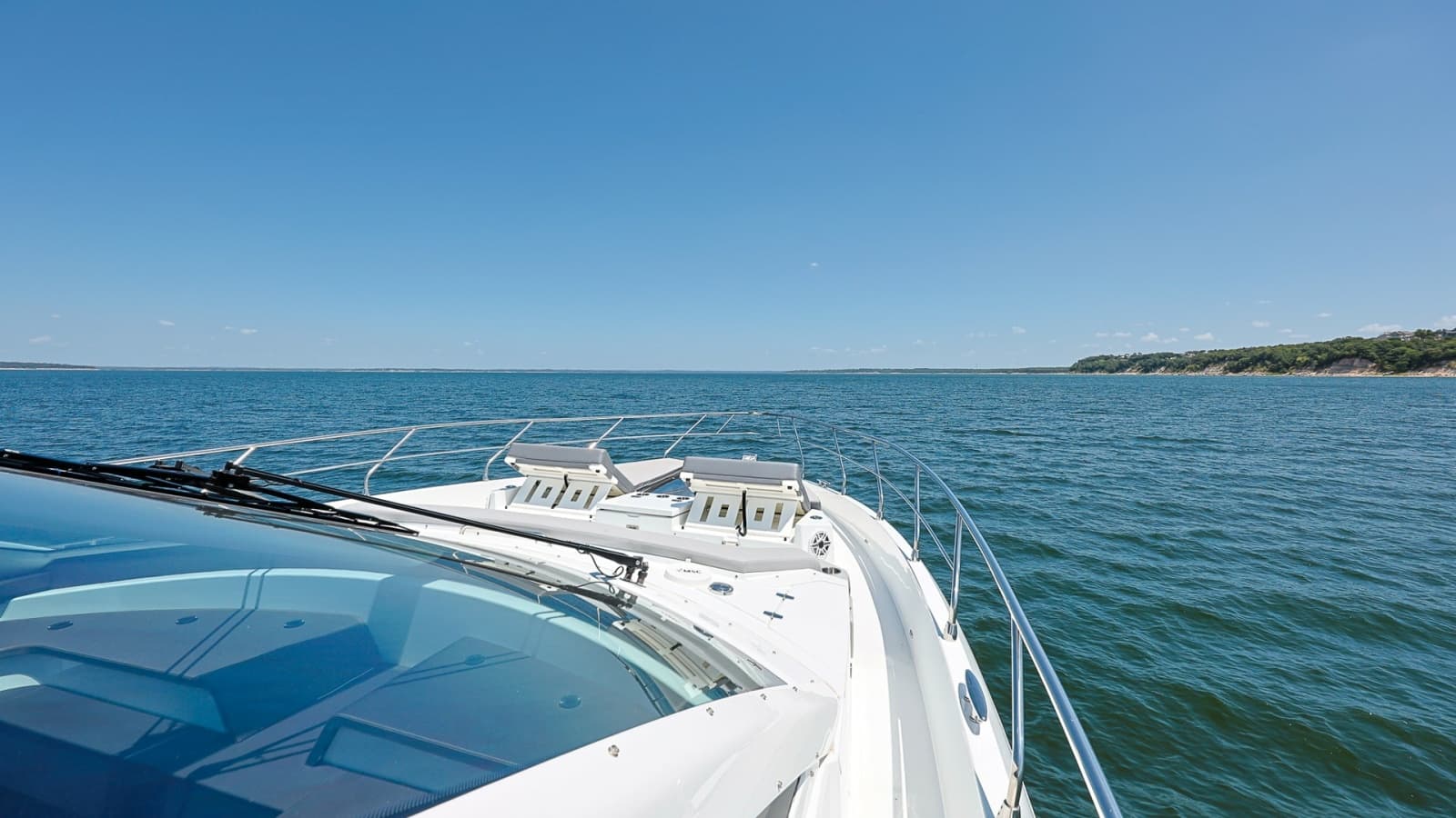 Foredeck with Sun Loungers