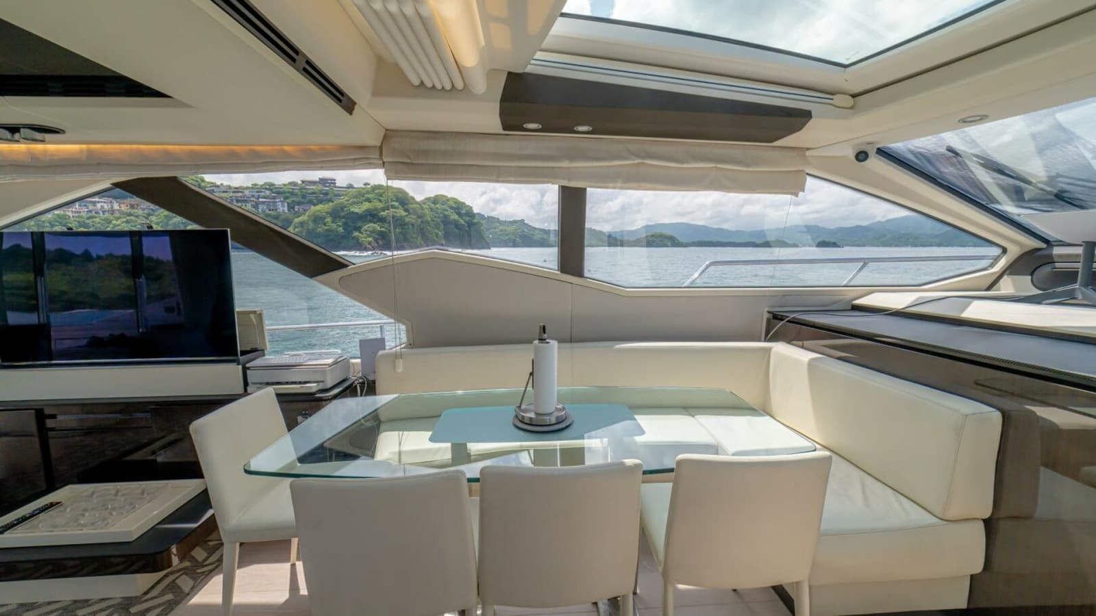 2017 Azimut 77 "Carpe Diem"