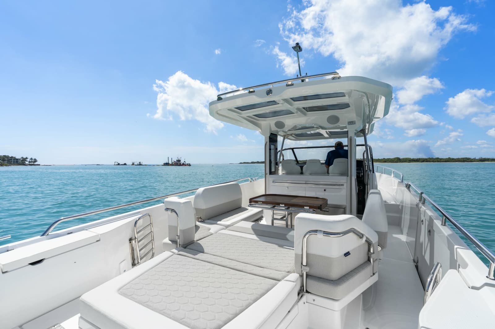 2027 Nimbus Sport Tender 42
