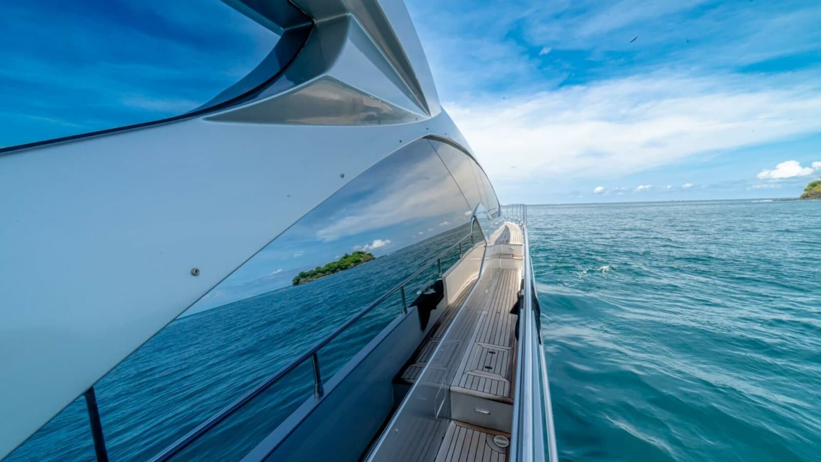 2017 Azimut 77 "Carpe Diem"